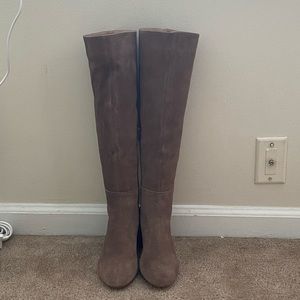 Steve Madden suede boots